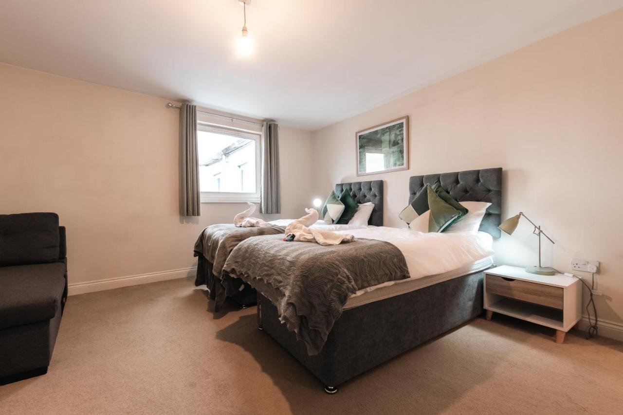 Centre Loft: Spacious 3-bed With Secure Parking * Southampton