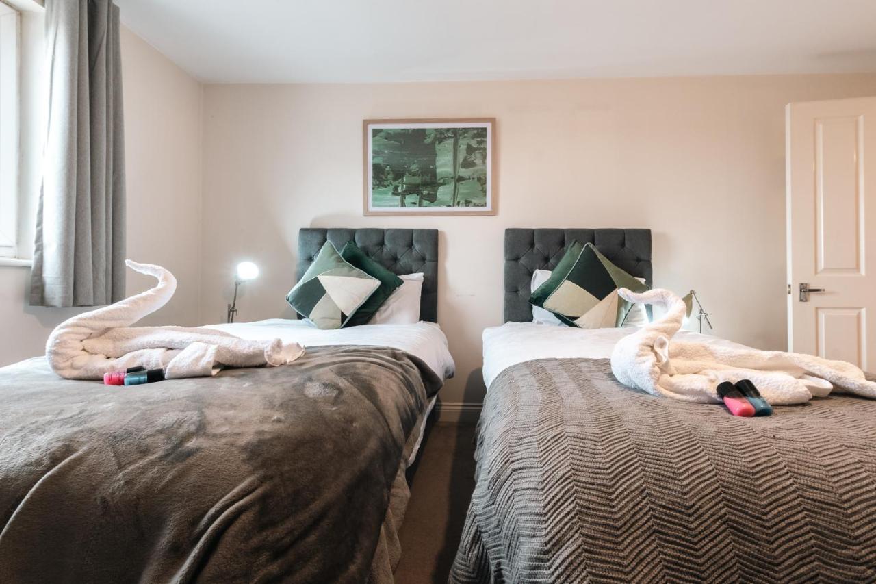 Price! - Huge 3 Bed 2 Bath Centre Floor Apartment, Up To 10 Guests - Free Secure Parking - Smart Tv - Singles Or King Size Beds Apartment Southampton